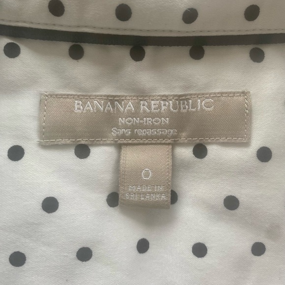 Banana Republic sleeveless top - Picture 2 of 2